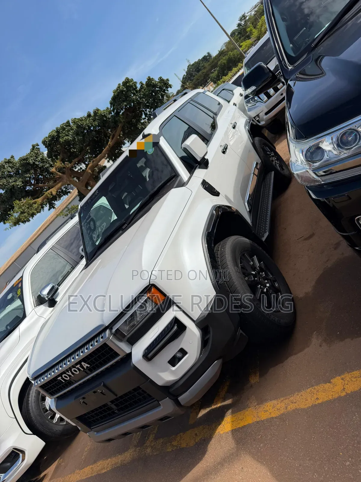 Toyota Land Cruiser Prado 2.7 2025 White
