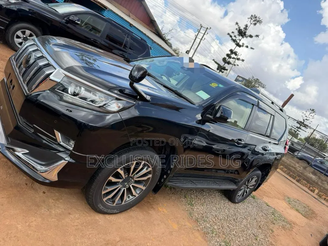 Toyota Land Cruiser Prado 2.7 2018 Black