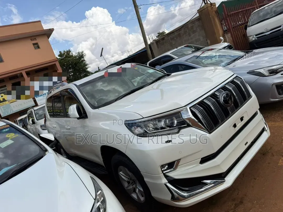 Toyota Land Cruiser Prado 2.7 2018 White