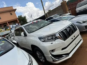 Toyota Land Cruiser Prado 2.7 2018 White