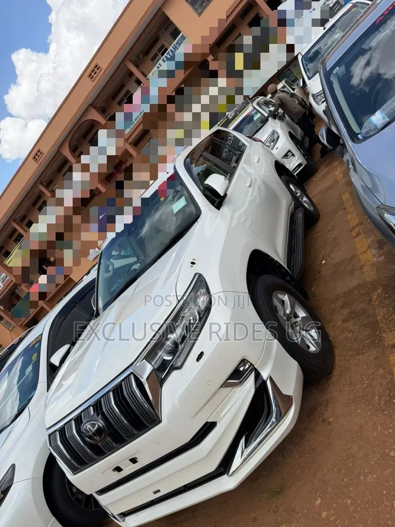 Toyota Land Cruiser Prado 2.7 2018 White