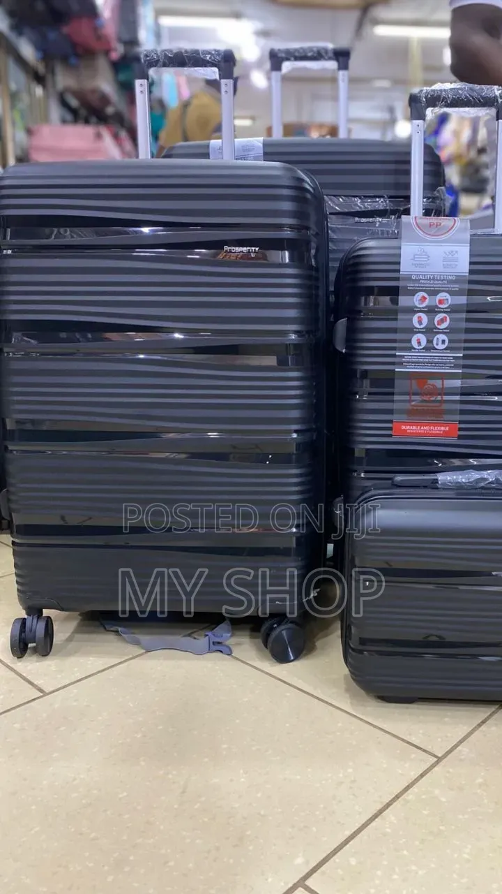 4pcs Travel Suitcase Set – Strong Stylish Luggage With Wheels (Black)