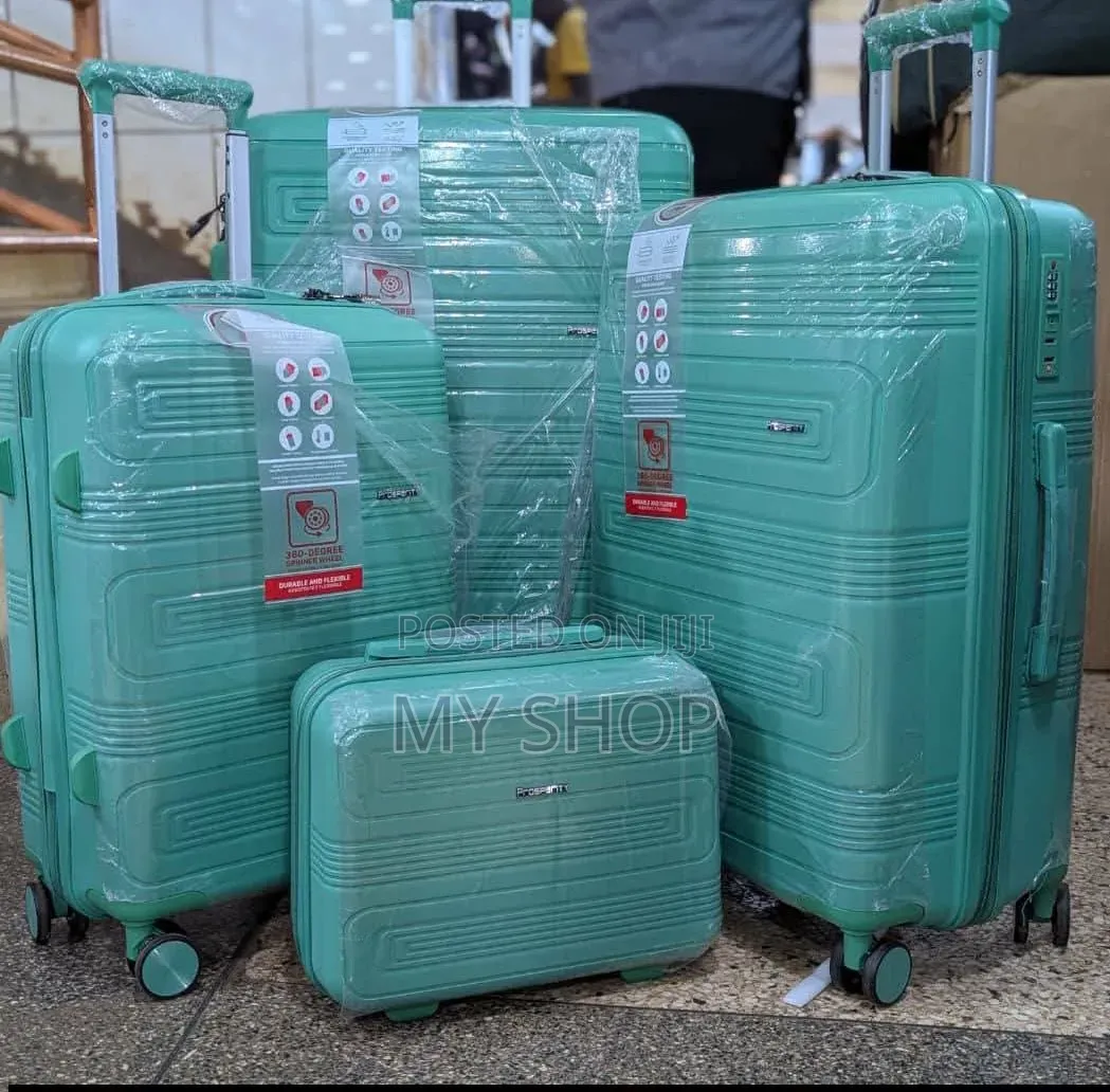 Family Travel Suitcase Set 4pcs – Spacious Travel Luggage