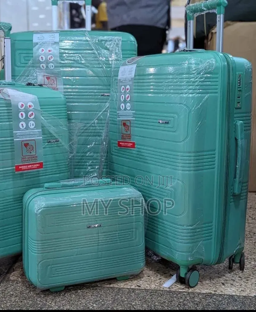 Family Travel Suitcase Set 4pcs – Spacious Travel Luggage