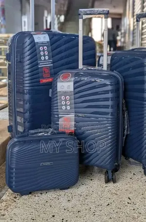 Large Travel Suitcase Set 4pcs – Secure Stylish Luggage