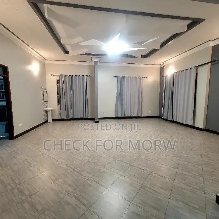 5bdrm Duplex in Muyenga, Makindye for rent