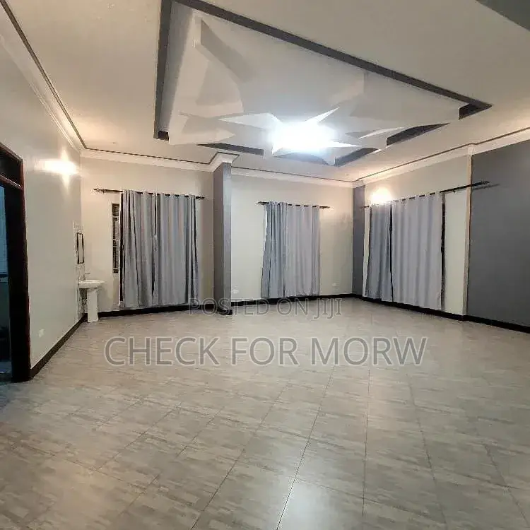 5bdrm Duplex in Muyenga, Makindye for rent