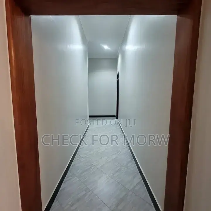 5bdrm Duplex in Muyenga, Makindye for rent