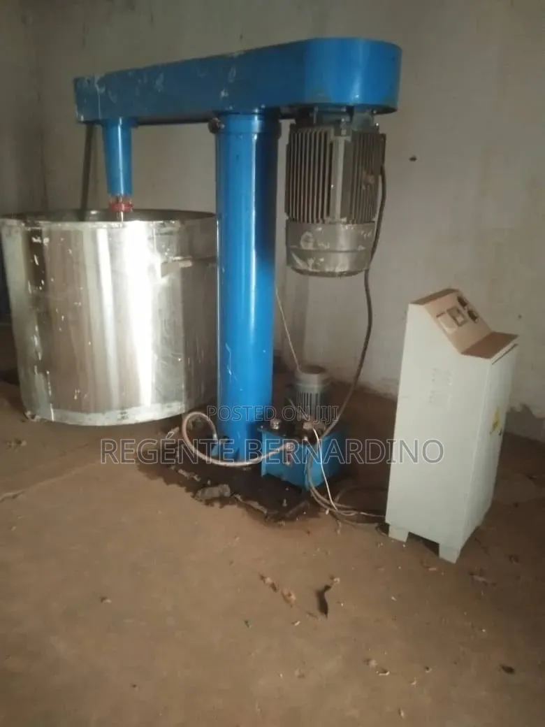 Paint mixer machine