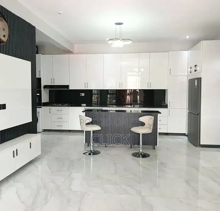 5bdrm Apartment in Gabba Road, Makindye for rent