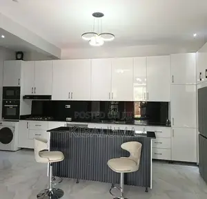 5bdrm Apartment in Gabba Road, Makindye for rent