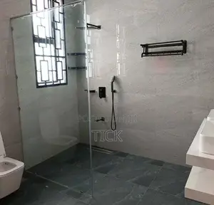 5bdrm Apartment in Gabba Road, Makindye for rent