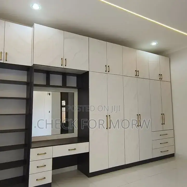 5bdrm Duplex in Kansanga, Makindye for rent