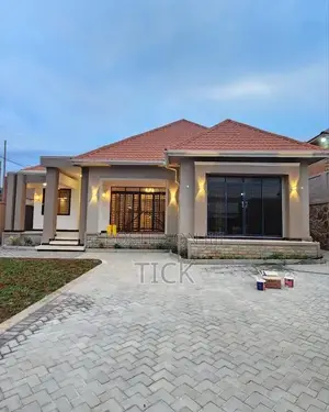 4bdrm Apartment in Gabba Road, Makindye for rent