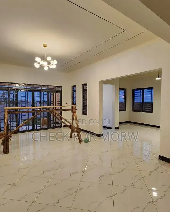 4bdrm Apartment in Gabba Road, Makindye for rent
