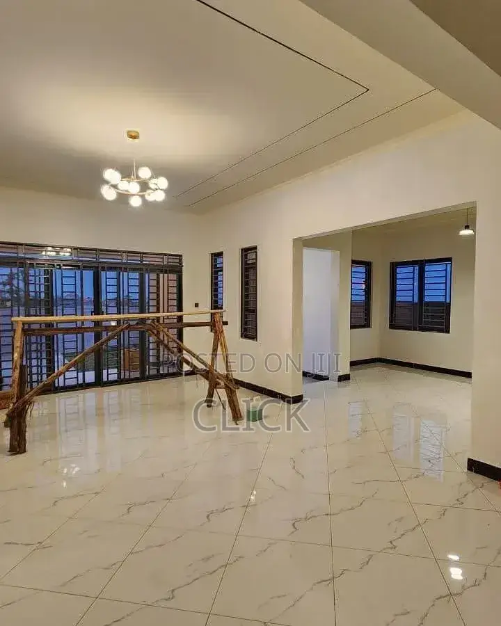 4bdrm Apartment in Gabba Road, Makindye for rent