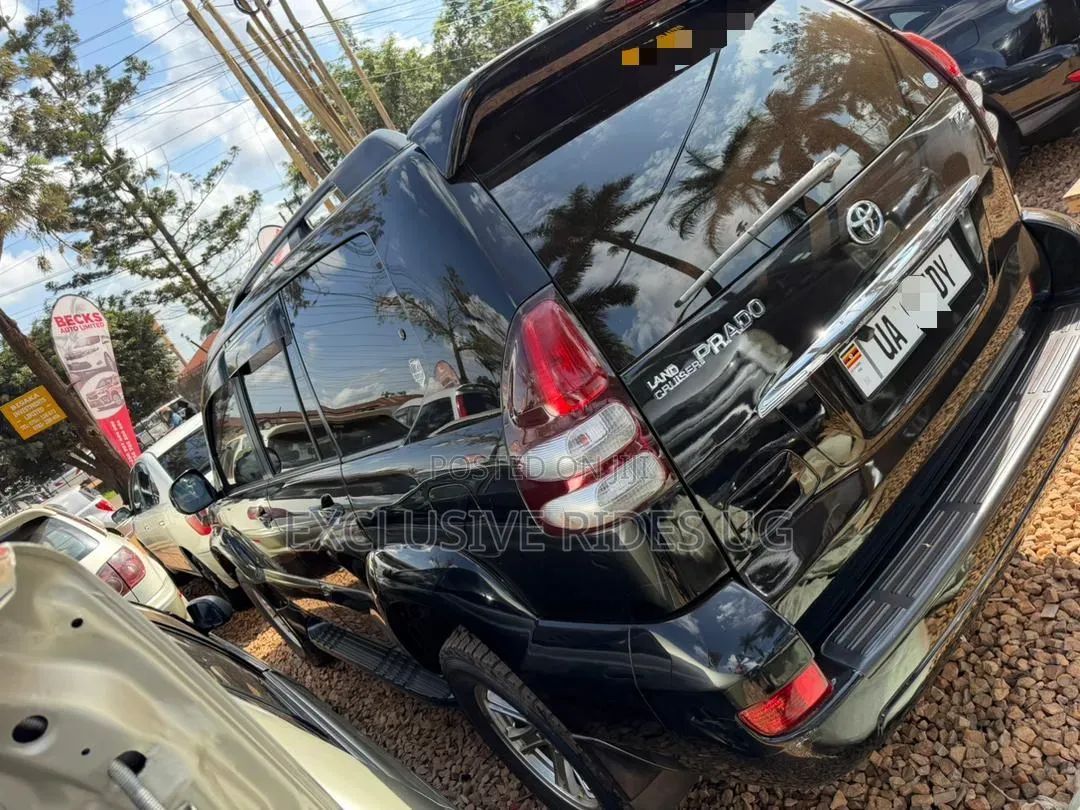 Toyota Land Cruiser Prado 2009 Black