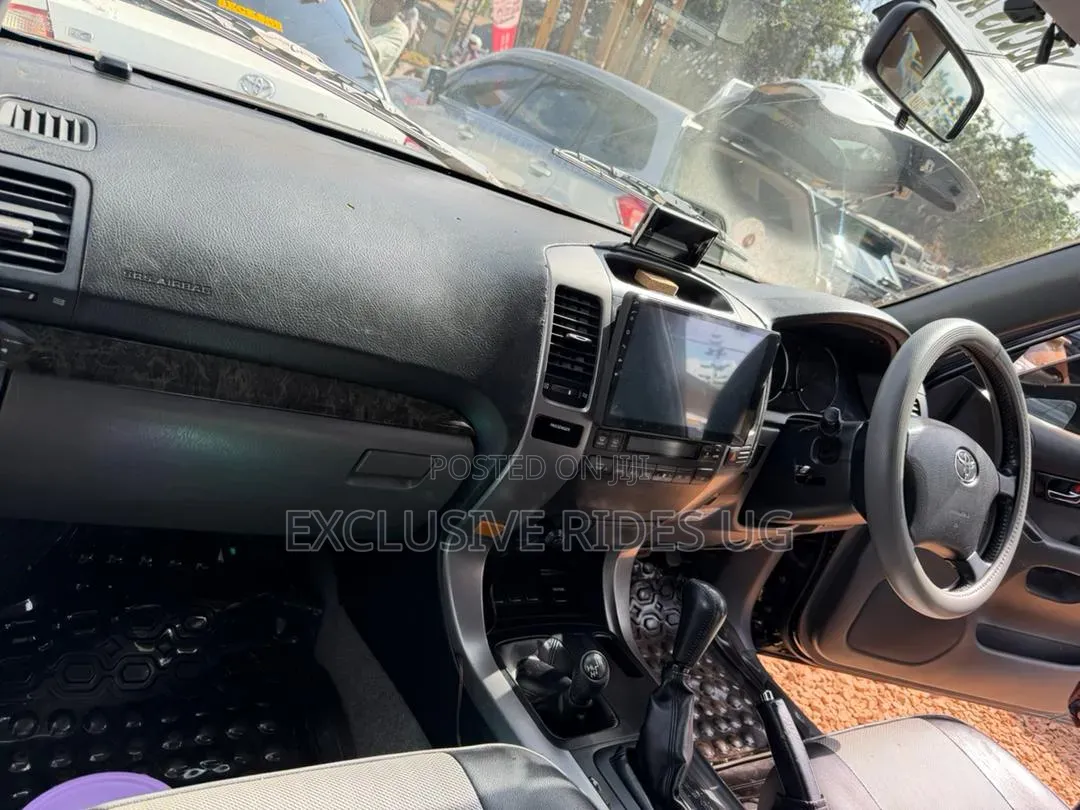 Toyota Land Cruiser Prado 2009 Black