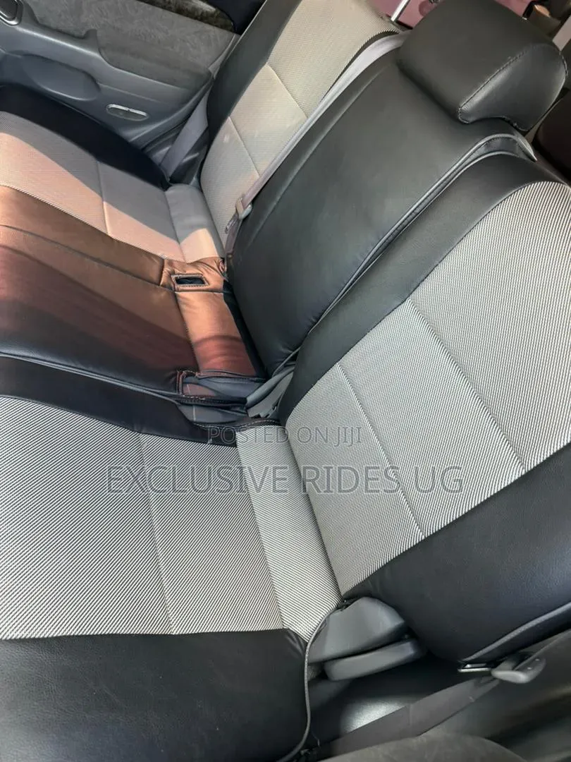 Toyota Land Cruiser Prado 2009 Black