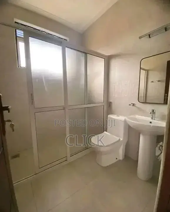 3bdrm Apartment in Kansanga, Makindye for rent