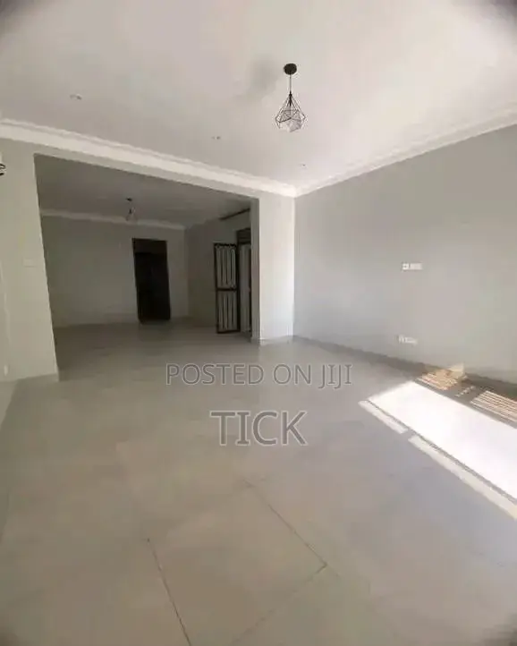 3bdrm Apartment in Kansanga, Makindye for rent