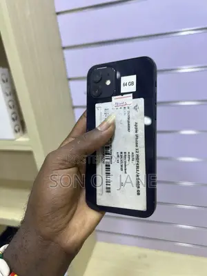 Apple iPhone 12 64 GB Black