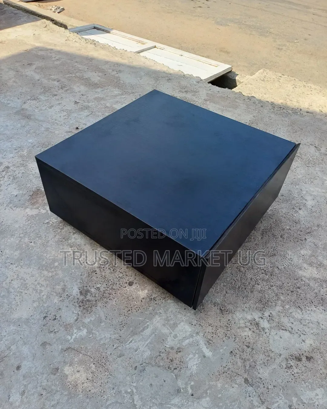 Centre Tables/Classic Center Table/Center Tables/Coffee Table/Table212