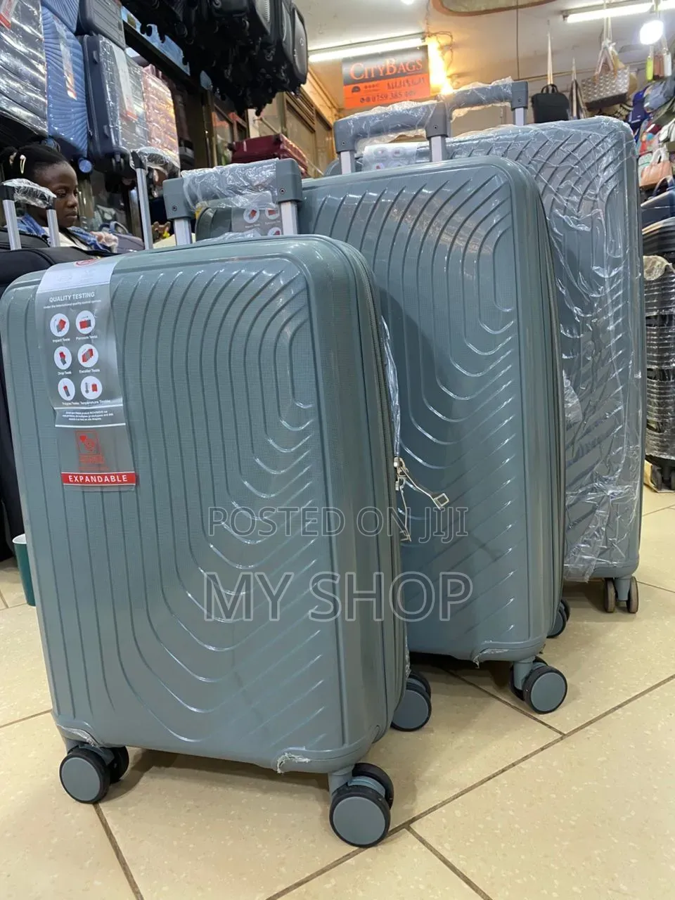 Elegant Travel Luggage Set – 4pcs for Vacation Business Trips