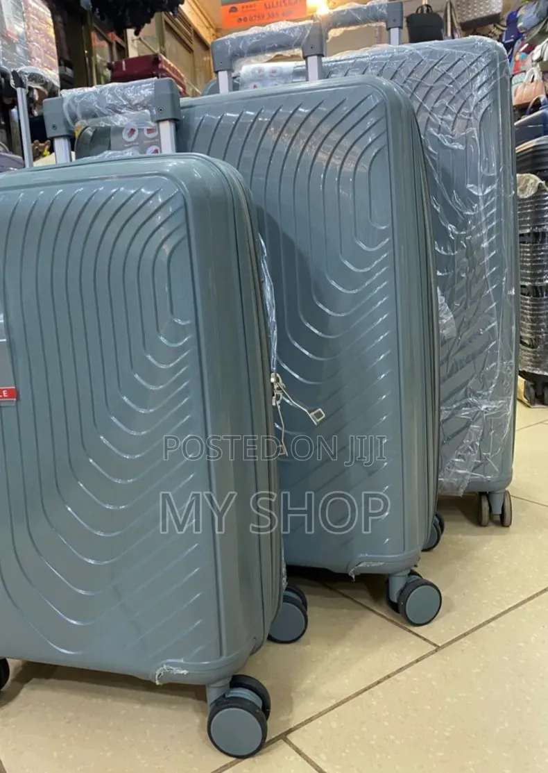 Elegant Travel Luggage Set – 4pcs for Vacation Business Trips