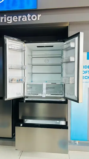 Midea 692litres French Door Fridge