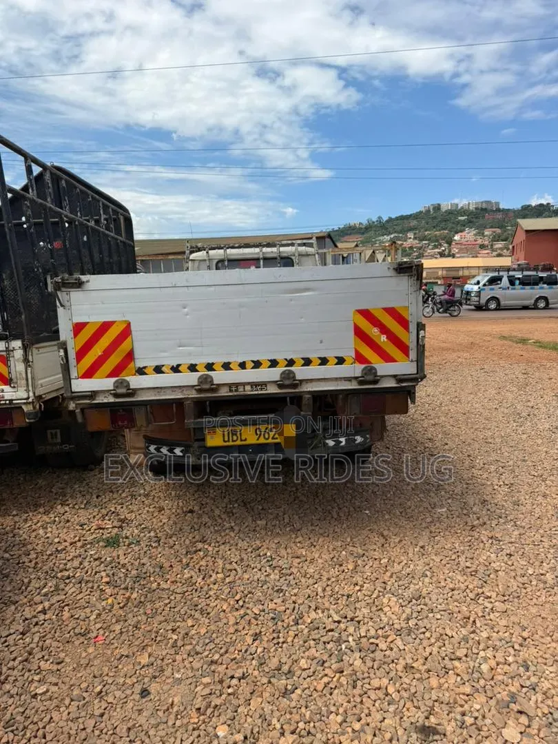 Mitsubishi Canter