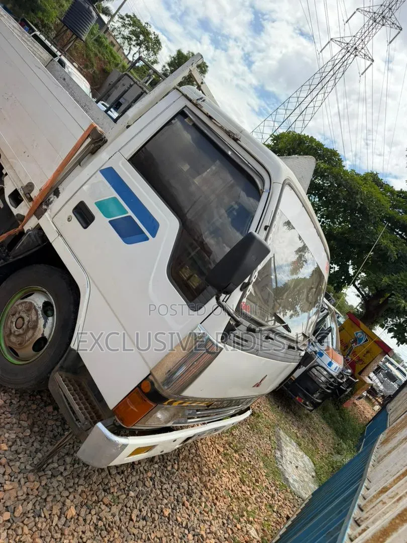 Mitsubishi Canter