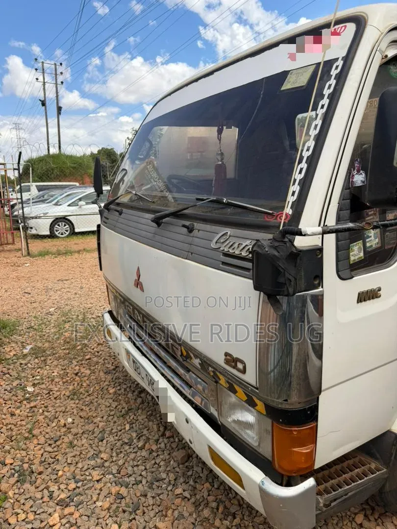 Mitsubishi Canter