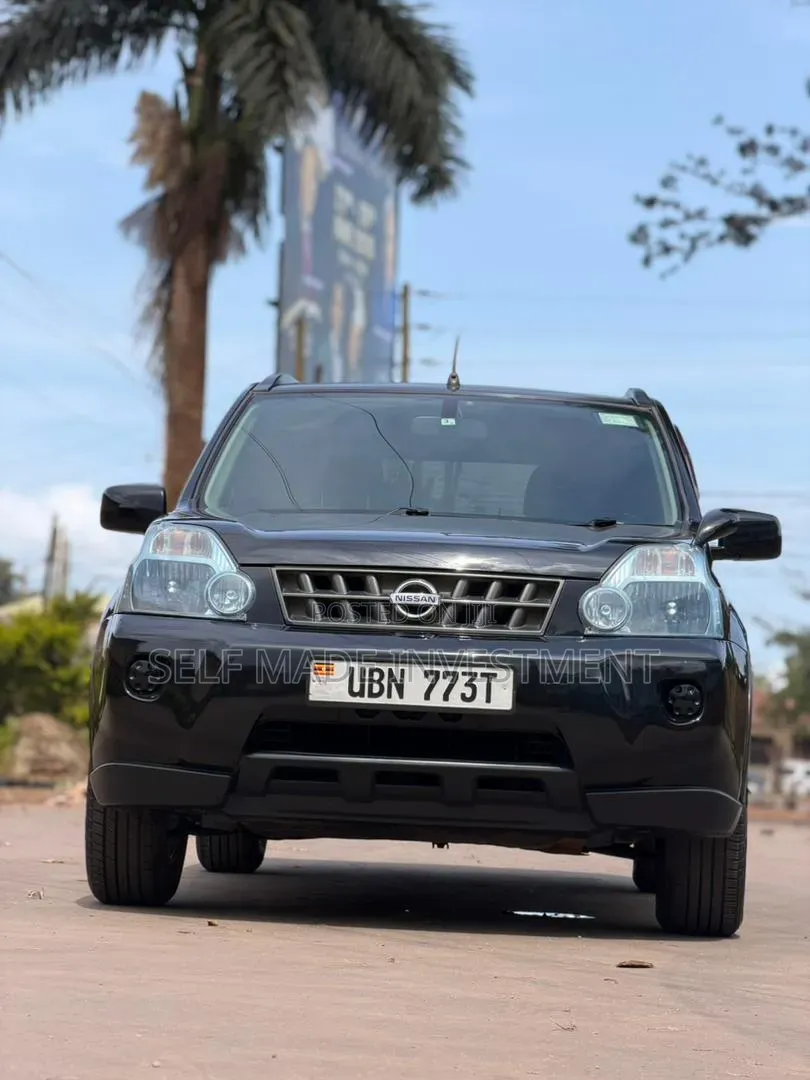 Nissan X-Trail 2010 Black