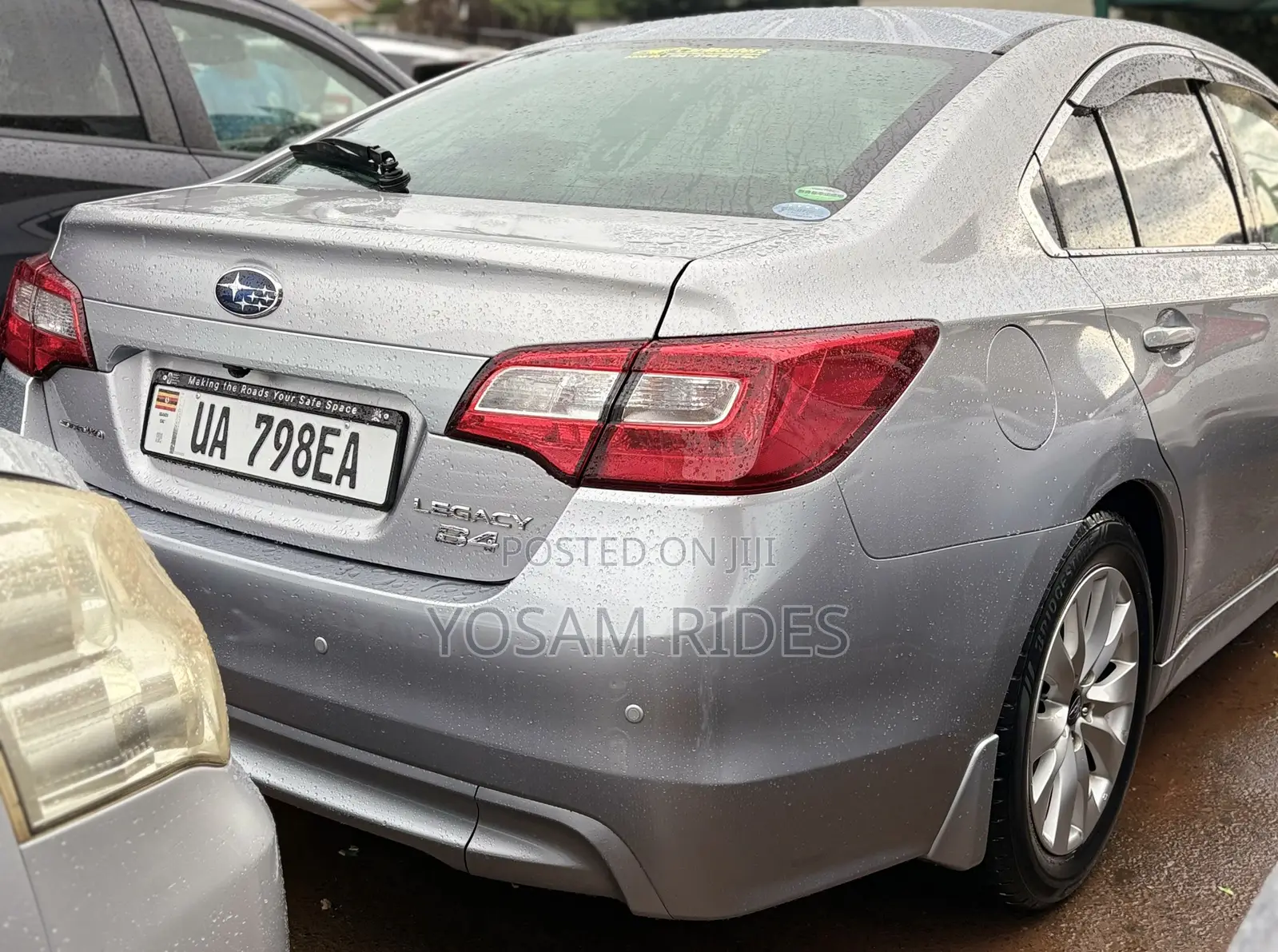 Subaru Legacy 2.5i Premium 4dr Sedan AWD (2.5L 4cyl CVT) 2015 Silver