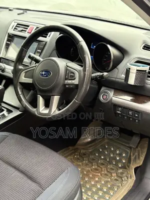 Subaru Legacy 2.5i Premium 4dr Sedan AWD (2.5L 4cyl CVT) 2015 Silver