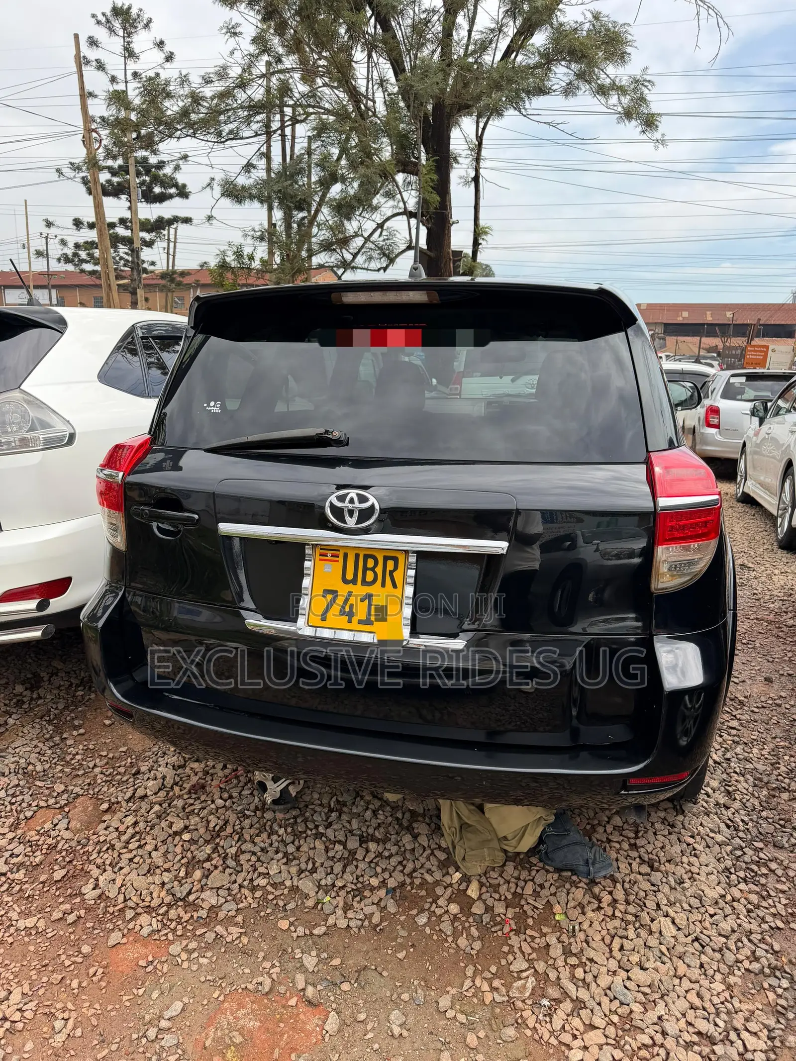 Toyota Vanguard 2010 Black