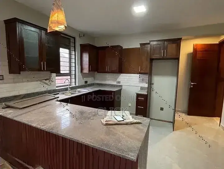 3bdrm Apartment in Buziga, Makindye for rent