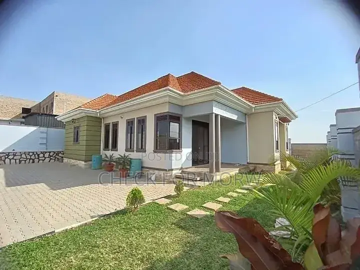 4bdrm House in Ntinda, Nakawa for rent