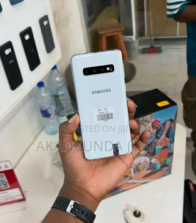 Samsung Galaxy S10 128 GB Silver
