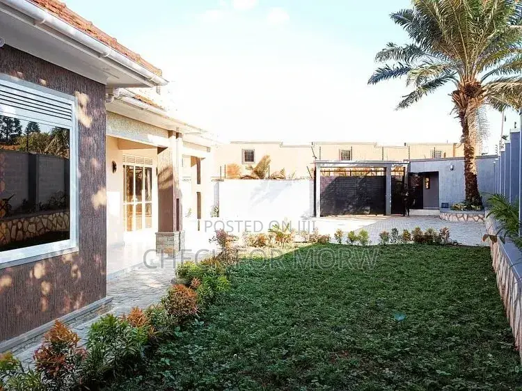 4bdrm House in Ntinda, Nakawa for rent