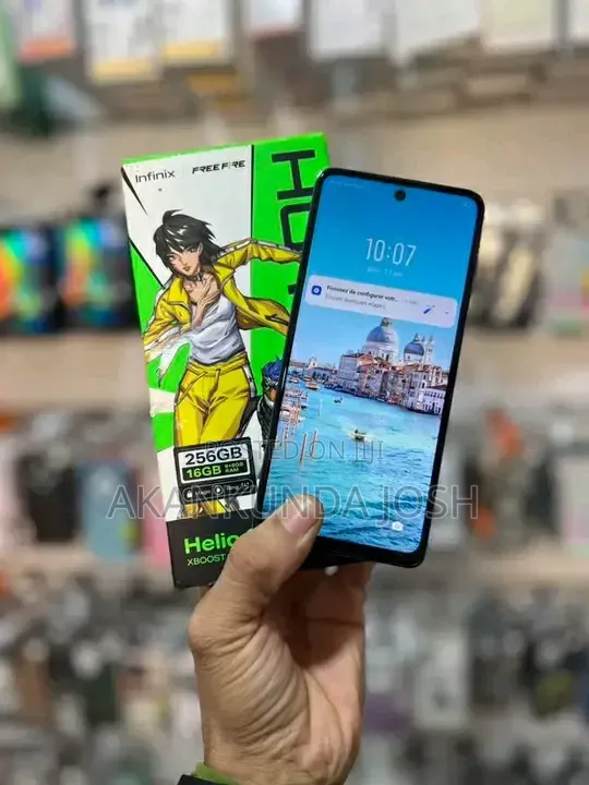 New Infinix Hot 40 Pro 256 GB Blue