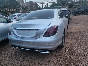 Mercedes-Benz C200 2015 Silver