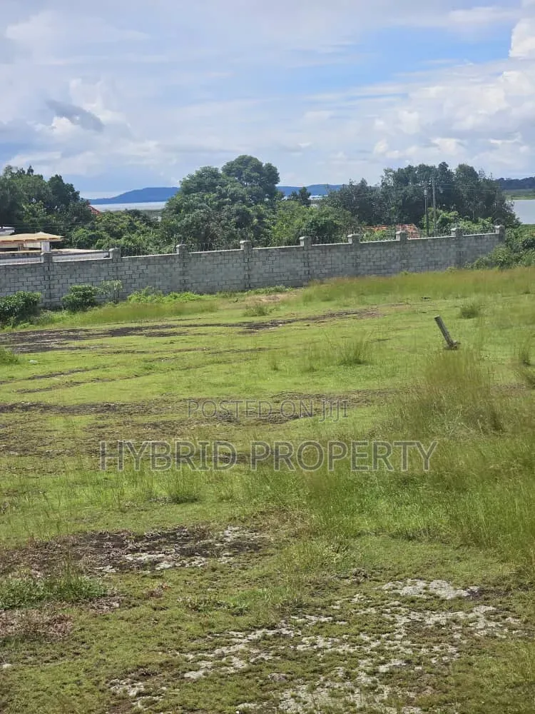 Prime Plot for Sale at Namulanda~Nganjo Lakeview Along Entebbe Road.