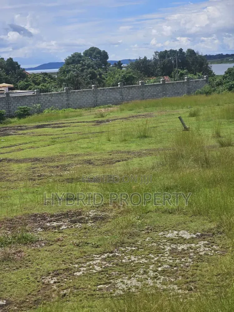 Prime Plot for Sale at Namulanda~Nganjo Lakeview Along Entebbe Road.