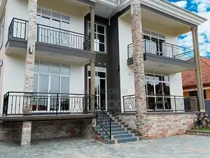4bdrm Duplex in Bunga, Makindye for rent
