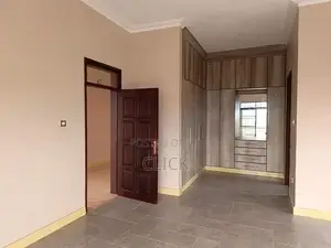 4bdrm Duplex in Bunga, Makindye for rent