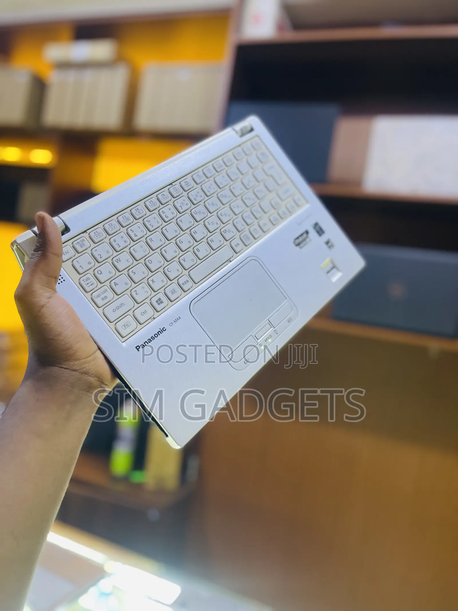 New Laptop Panasonic FZ-M1 4GB Intel Core i5 SSD 128GB