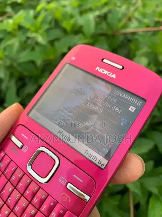New Nokia C3 Red