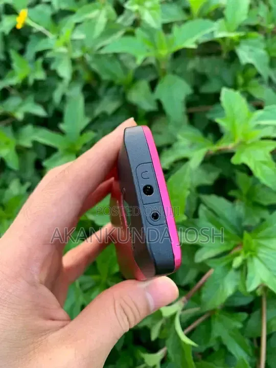 New Nokia C3 Red